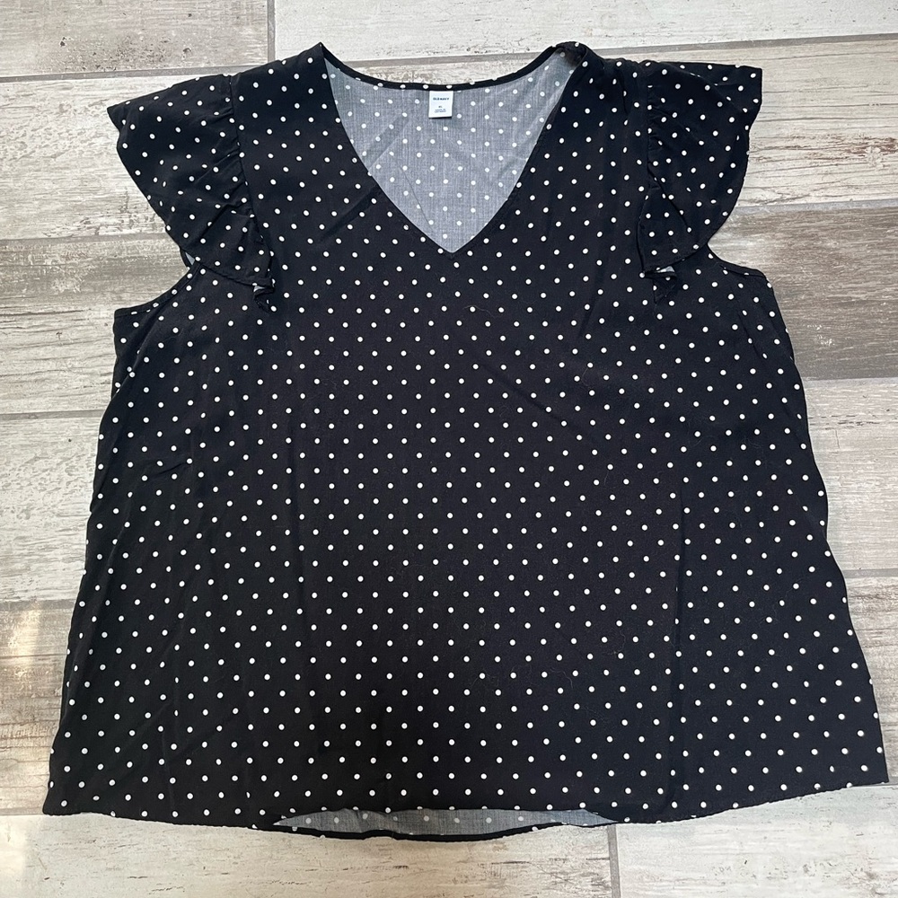 Old Navy Flutter Sleeve Blouse